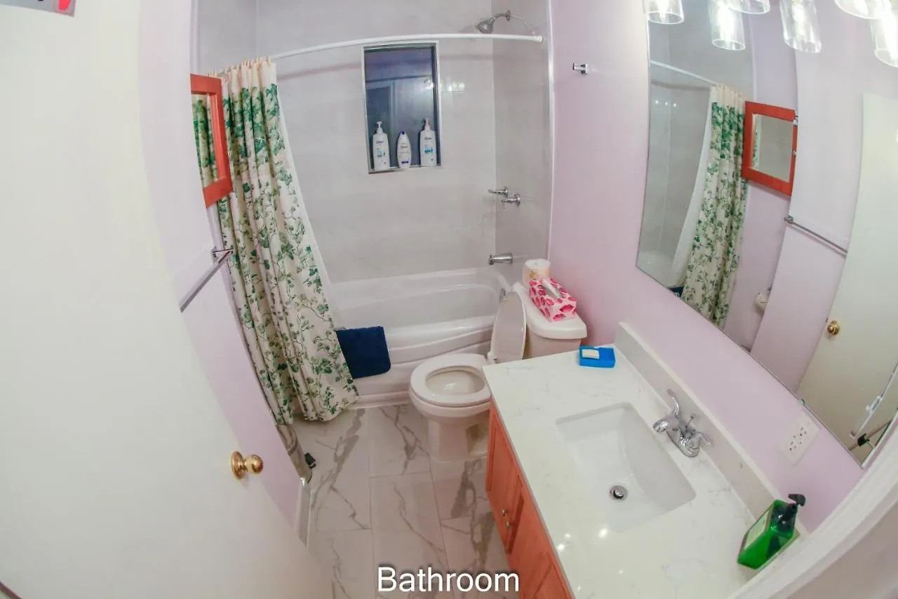 Guest house Comfort Home Toronto