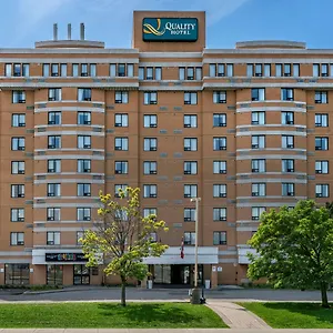 Quality And East 3*, Montréal Canada